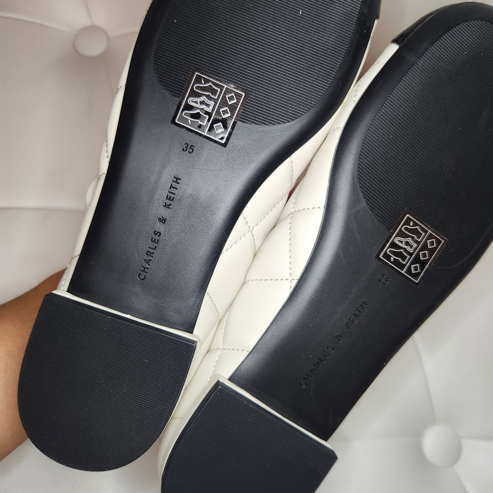Charles & Keith Quilted Cap Toe Mary Janes 35 - Picture 7 of 8